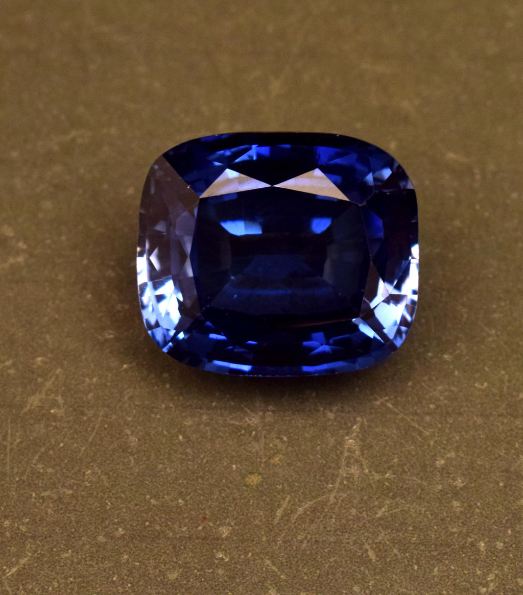 Blue Sapphire 20.00 ct – Cushion Cut Loose Gemstone
